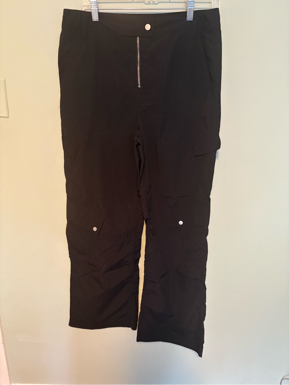 Women’s Black Cargo Pants - Unbranded